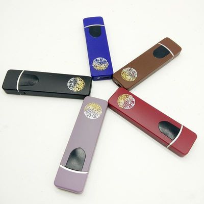 Προσαρμοσμένο σχεδιασμό USB φακός αναπτήρα με σχεδιασμό και 8,2 * 2,3 * 0,95 cm