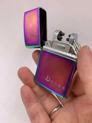 Μεταλλικό USB διπλό τόξο φόρτιση Αδιάβροχο ηλεκτρονικό αναπτήρα τσιγάρων σε πέντε χρώματα